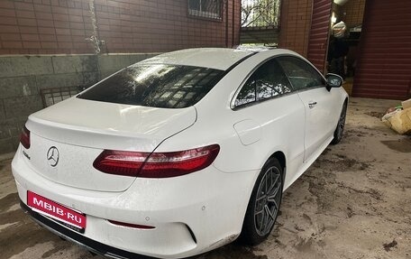 Mercedes-Benz E-Класс, 2019 год, 4 278 000 рублей, 4 фотография