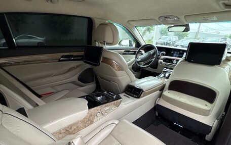 Genesis G90 I рестайлинг, 2018 год, 2 700 000 рублей, 10 фотография