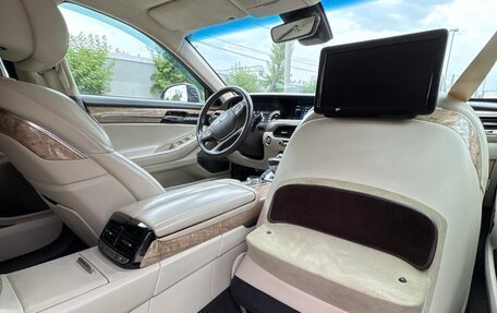 Genesis G90 I рестайлинг, 2018 год, 2 700 000 рублей, 11 фотография