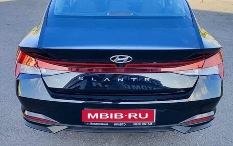 Hyundai Elantra, 2021 год, 1 900 000 рублей, 3 фотография