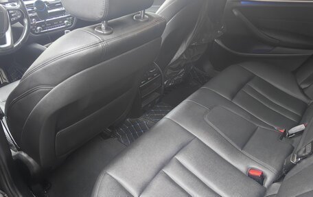 BMW 5 серия, 2018 год, 3 500 000 рублей, 9 фотография