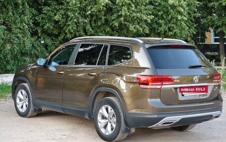 Volkswagen Teramont I, 2019 год, 3 850 000 рублей, 3 фотография