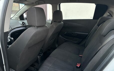 Chevrolet Aveo III, 2015 год, 990 000 рублей, 10 фотография