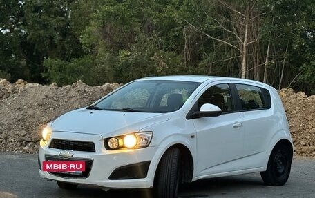 Chevrolet Aveo III, 2015 год, 990 000 рублей, 6 фотография