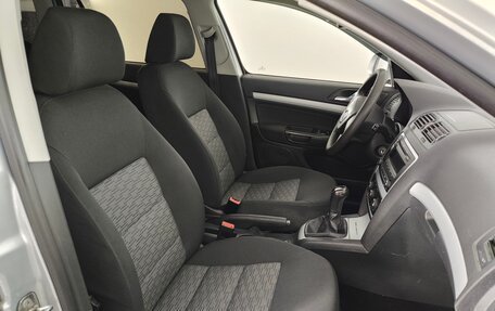 Skoda Octavia, 2011 год, 810 000 рублей, 13 фотография