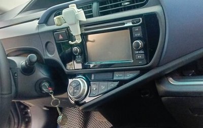 Toyota Prius c I, 2015 год, 1 150 000 рублей, 1 фотография
