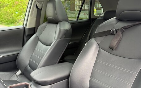 Toyota RAV4, 2019 год, 3 600 000 рублей, 10 фотография
