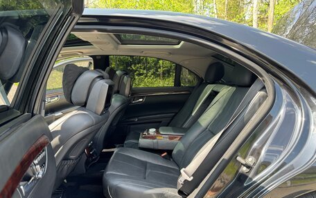 Mercedes-Benz S-Класс, 2006 год, 1 150 000 рублей, 37 фотография