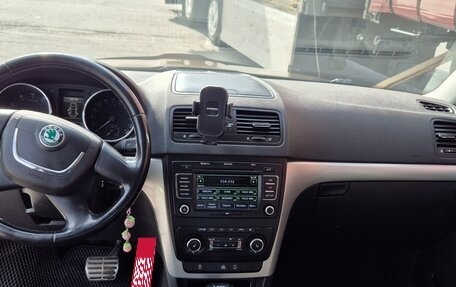 Skoda Yeti I рестайлинг, 2012 год, 930 000 рублей, 6 фотография