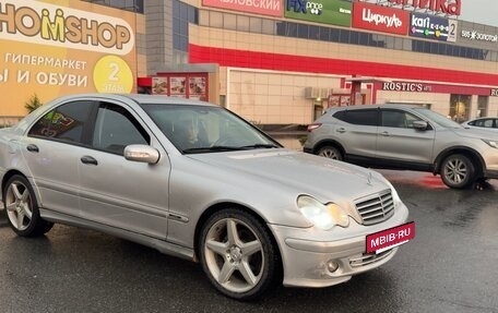 Mercedes-Benz C-Класс, 2004 год, 725 000 рублей, 2 фотография