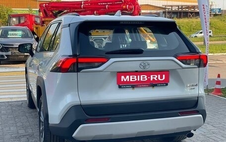 Toyota RAV4, 2025 год, 3 670 000 рублей, 7 фотография