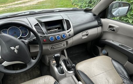 Mitsubishi L200 IV рестайлинг, 2007 год, 990 000 рублей, 12 фотография
