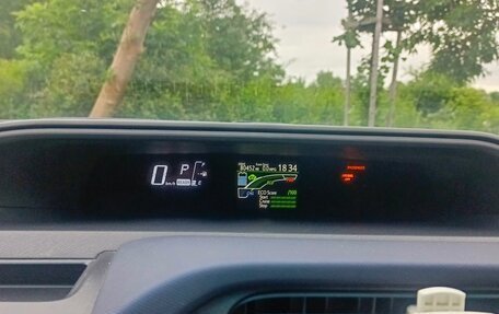 Toyota Prius c I, 2015 год, 1 150 000 рублей, 4 фотография