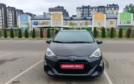 Toyota Prius c I, 2015 год, 1 150 000 рублей, 14 фотография