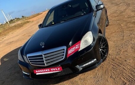 Mercedes-Benz E-Класс, 2012 год, 1 580 000 рублей, 2 фотография
