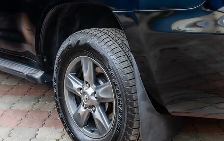 Toyota Land Cruiser 200, 2011 год, 3 350 000 рублей, 15 фотография