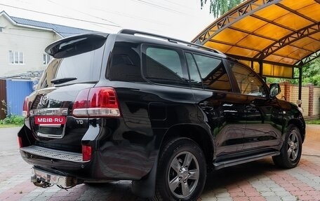 Toyota Land Cruiser 200, 2011 год, 3 350 000 рублей, 5 фотография