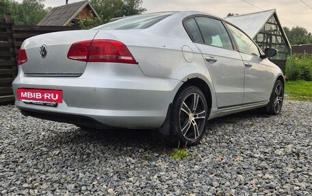 Volkswagen Passat B7, 2012 год, 1 050 000 рублей, 2 фотография