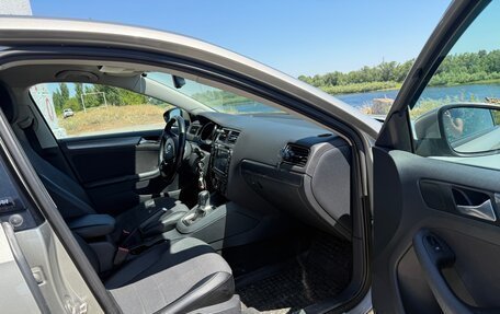 Volkswagen Jetta VI, 2016 год, 1 490 000 рублей, 7 фотография