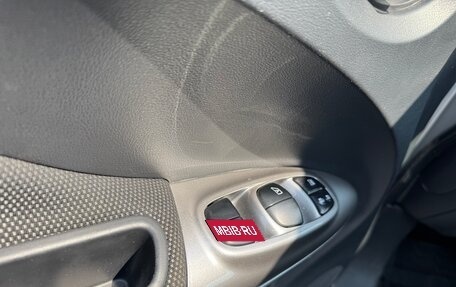 Nissan Juke II, 2013 год, 910 000 рублей, 17 фотография