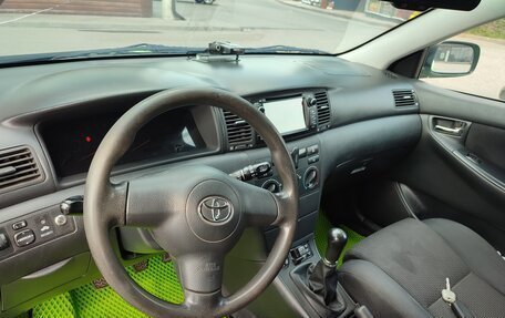 Toyota Corolla, 2004 год, 750 000 рублей, 11 фотография
