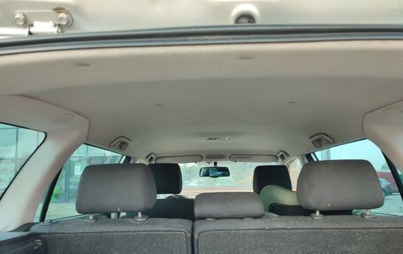 Toyota Corolla, 2004 год, 750 000 рублей, 16 фотография