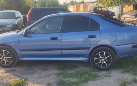 Mitsubishi Carisma I, 2000 год, 550 000 рублей, 3 фотография