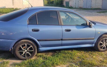 Mitsubishi Carisma I, 2000 год, 550 000 рублей, 2 фотография