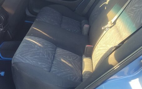 Mitsubishi Carisma I, 2000 год, 550 000 рублей, 9 фотография
