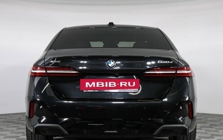 BMW 5 серия, 2023 год, 7 800 000 рублей, 4 фотография