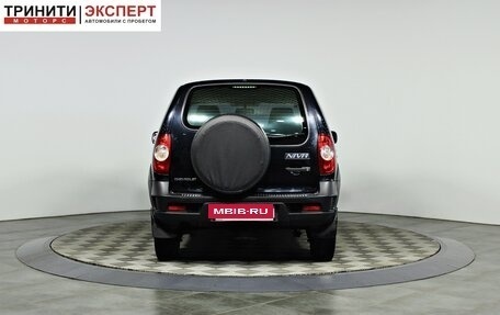 Chevrolet Niva I рестайлинг, 2018 год, 797 000 рублей, 6 фотография