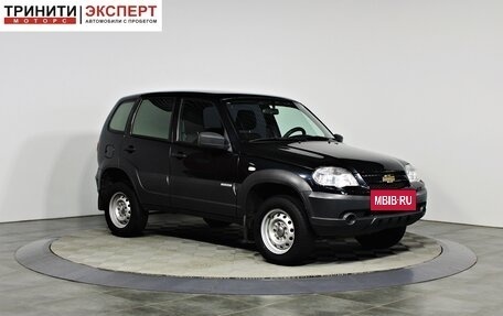 Chevrolet Niva I рестайлинг, 2018 год, 797 000 рублей, 3 фотография