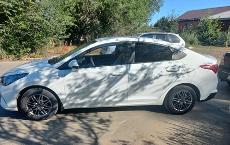 Hyundai Solaris II рестайлинг, 2020 год, 1 660 000 рублей, 3 фотография