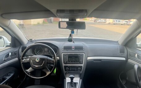 Skoda Octavia, 2012 год, 820 000 рублей, 36 фотография