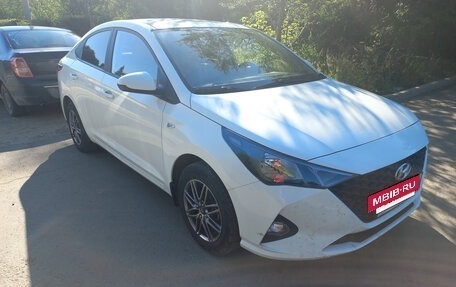 Hyundai Solaris II рестайлинг, 2020 год, 1 660 000 рублей, 9 фотография