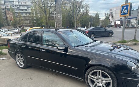 Mercedes-Benz E-Класс, 2004 год, 1 100 000 рублей, 9 фотография
