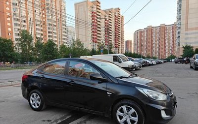 Hyundai Solaris II рестайлинг, 2011 год, 640 000 рублей, 1 фотография