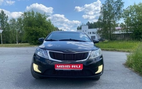 KIA Rio III рестайлинг, 2013 год, 870 000 рублей, 1 фотография