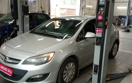Opel Astra H, 2013 год, 749 000 рублей, 1 фотография