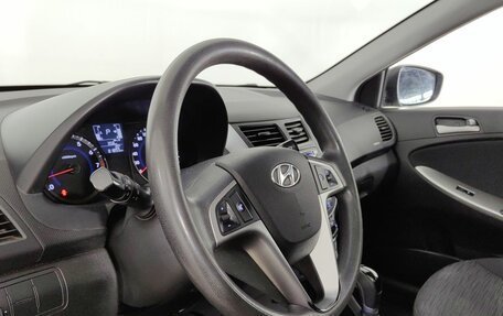 Hyundai Solaris II рестайлинг, 2015 год, 1 060 000 рублей, 12 фотография