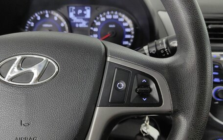 Hyundai Solaris II рестайлинг, 2015 год, 1 060 000 рублей, 14 фотография