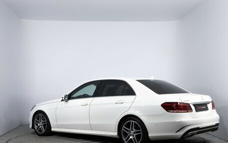 Mercedes-Benz E-Класс, 2015 год, 1 950 000 рублей, 7 фотография