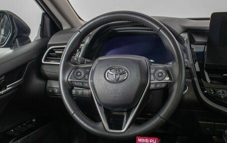 Toyota Camry, 2022 год, 3 470 000 рублей, 15 фотография
