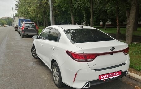 KIA Rio IV, 2021 год, 1 690 000 рублей, 4 фотография
