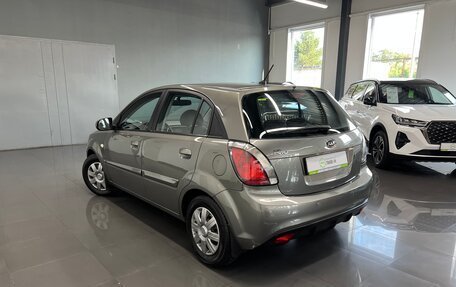 KIA Rio II, 2010 год, 695 000 рублей, 6 фотография