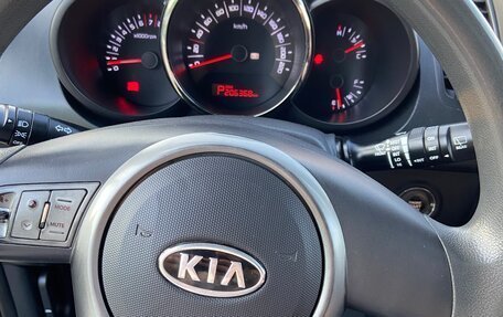 KIA Soul I рестайлинг, 2011 год, 850 000 рублей, 25 фотография