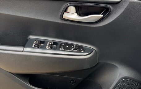 KIA Rio IV, 2018 год, 1 000 000 рублей, 13 фотография