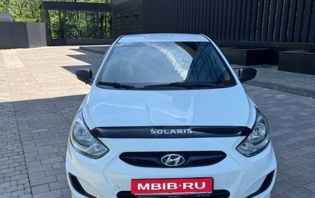 Hyundai Solaris II рестайлинг, 2013 год, 595 000 рублей, 4 фотография
