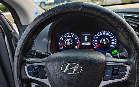 Hyundai i40 I рестайлинг, 2013 год, 920 000 рублей, 10 фотография