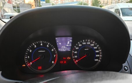 Hyundai Solaris II рестайлинг, 2011 год, 640 000 рублей, 7 фотография